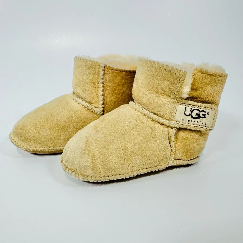 UGG Australia Baby Booties – Soft Sheepskin Comfort with Leather Upper & Outsole - Picture 3 of 14